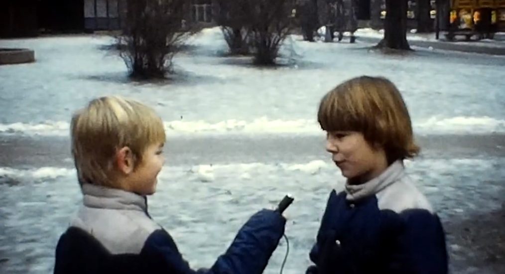 Boys playing games in Oslo around 1980